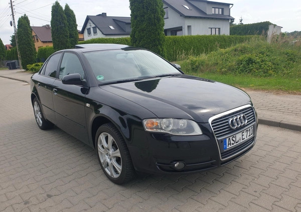 Audi A4 cena 17900 przebieg: 247000, rok produkcji 2005 z Świecie małe 301